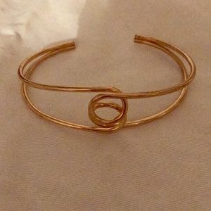 Gold bracelet